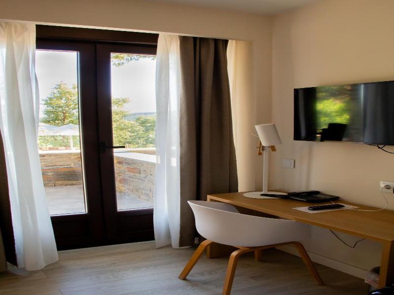 Villa Lucerna Sports & Hotel Resort image