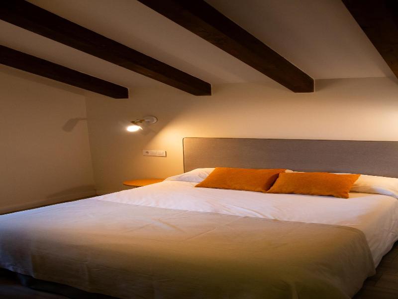 Villa Lucerna Sports & Hotel Resort image