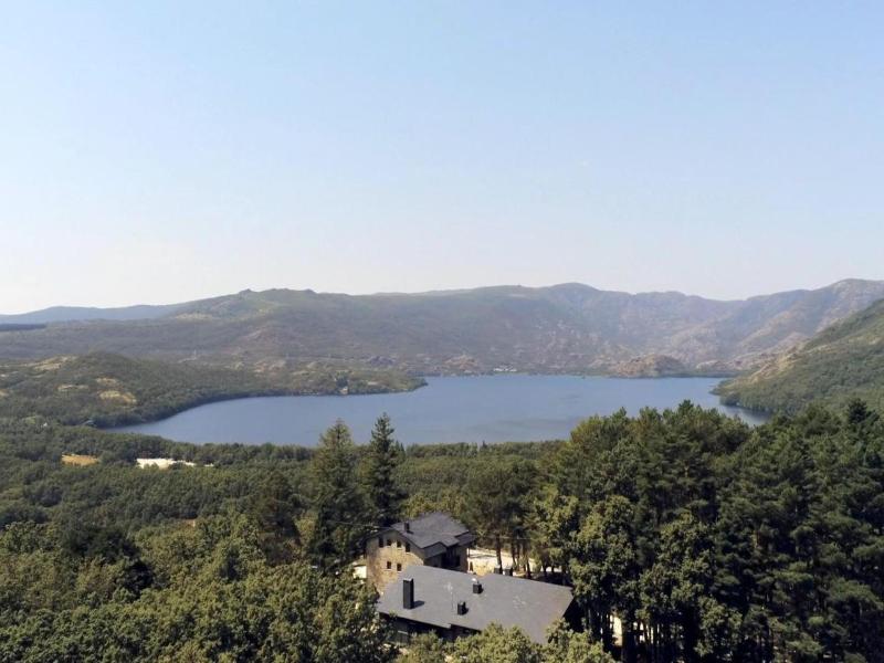 Villa Lucerna Sports & Hotel Resort image