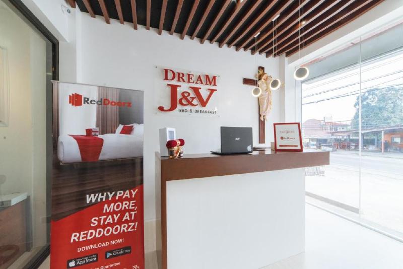 RedDoorz Plus @ JNV Dream Hotel Subic Zambales