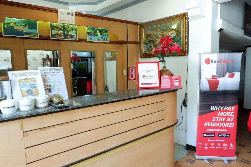 RedDoorz near Maribago Barangay image