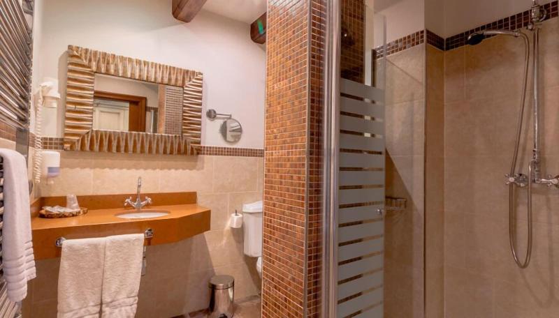 Hotel Flor De Neu image