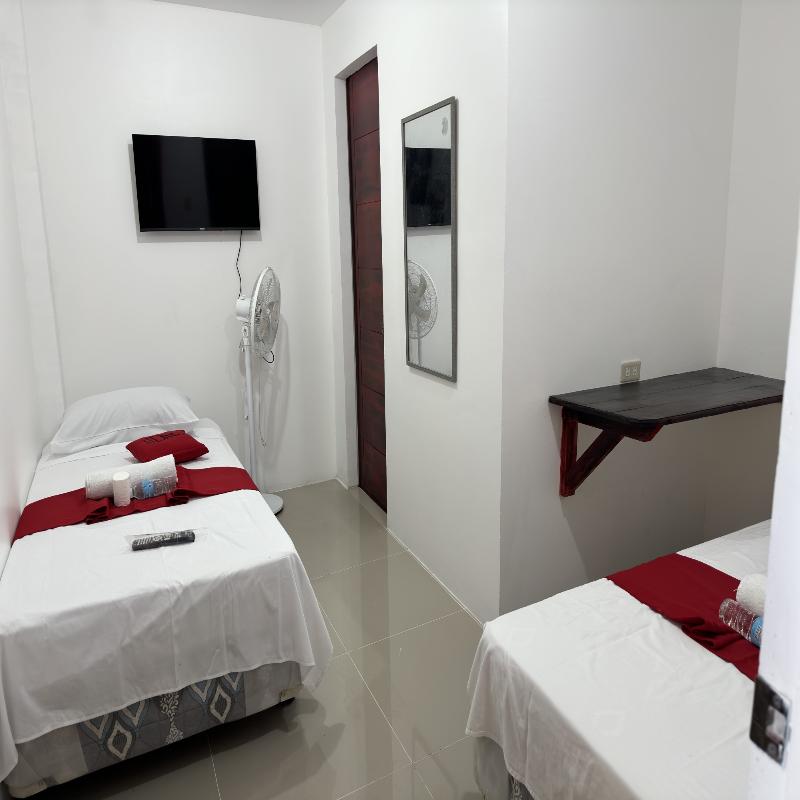 RedDoorz near Mariners Legazpi image