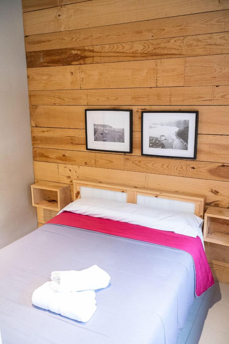Carving Surf Hostel image