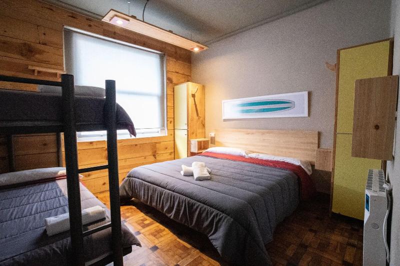 Carving Surf Hostel image
