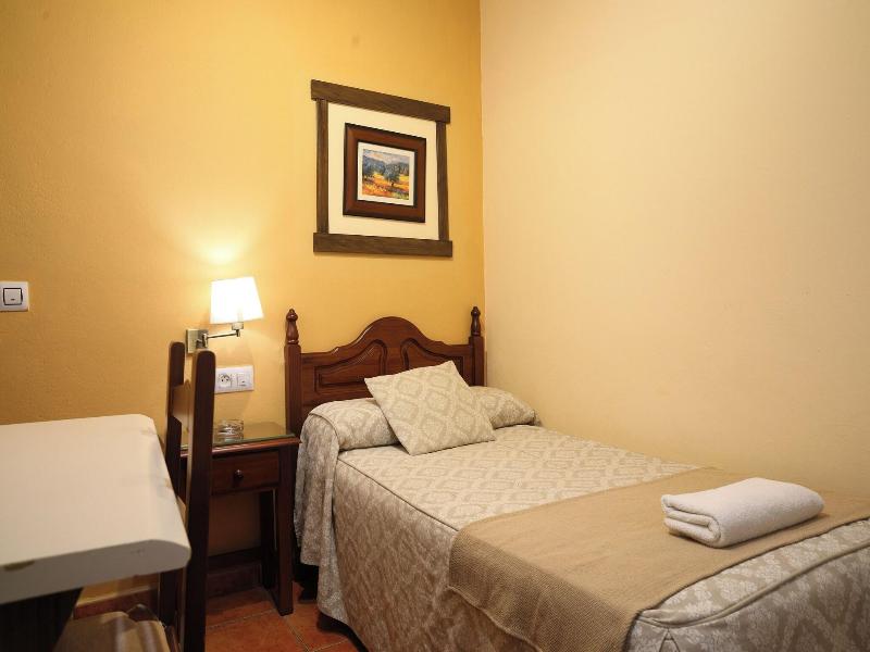 Hostal Rocío image