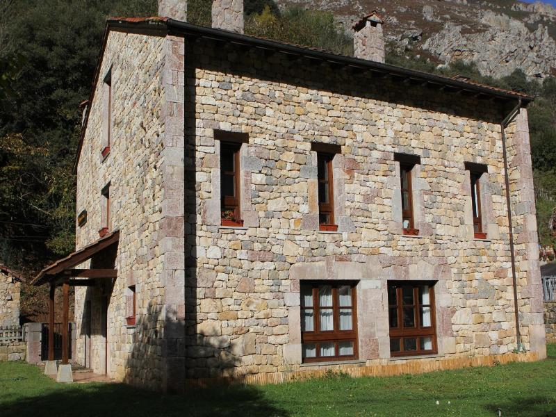 Albergue Cabrales image