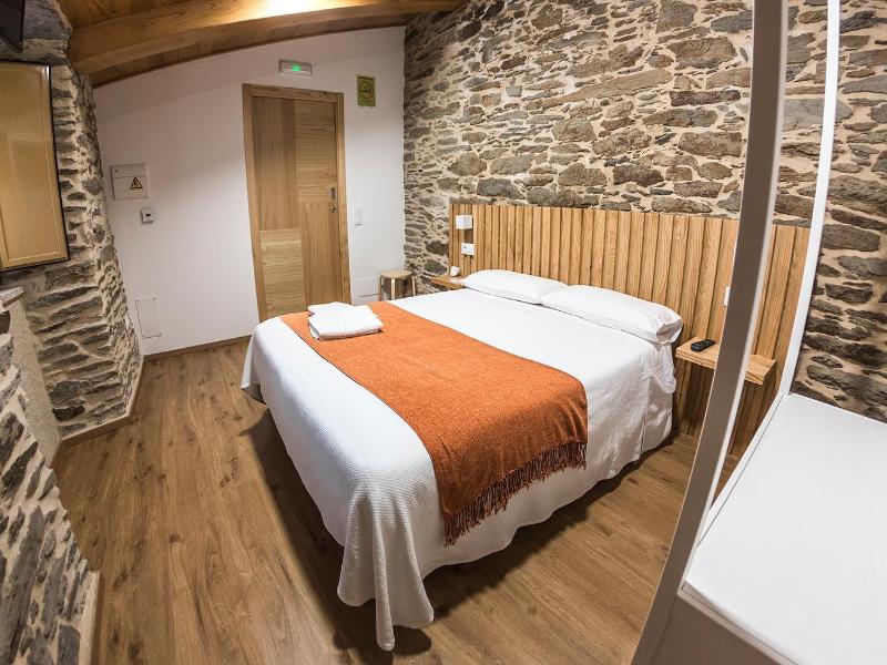 Hotel O Pozo image