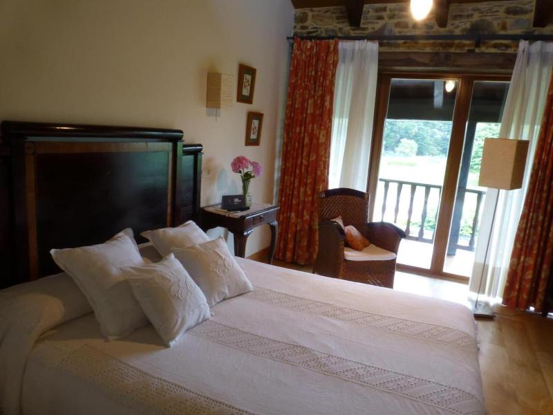Hotel Rural Casa Peleyón image