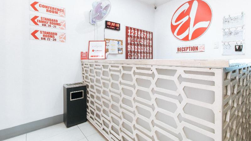 RedDoorz @ EL Highway Hotel Bulacan image