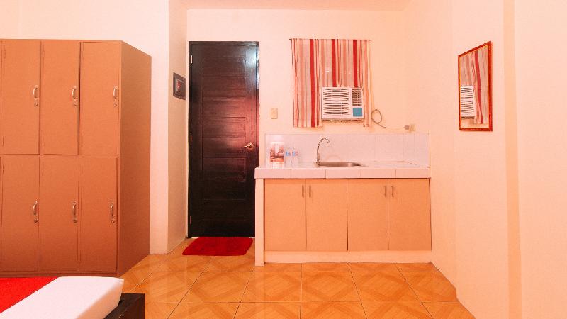 RedDoorz @ FDB Homes Nueva Ecija image