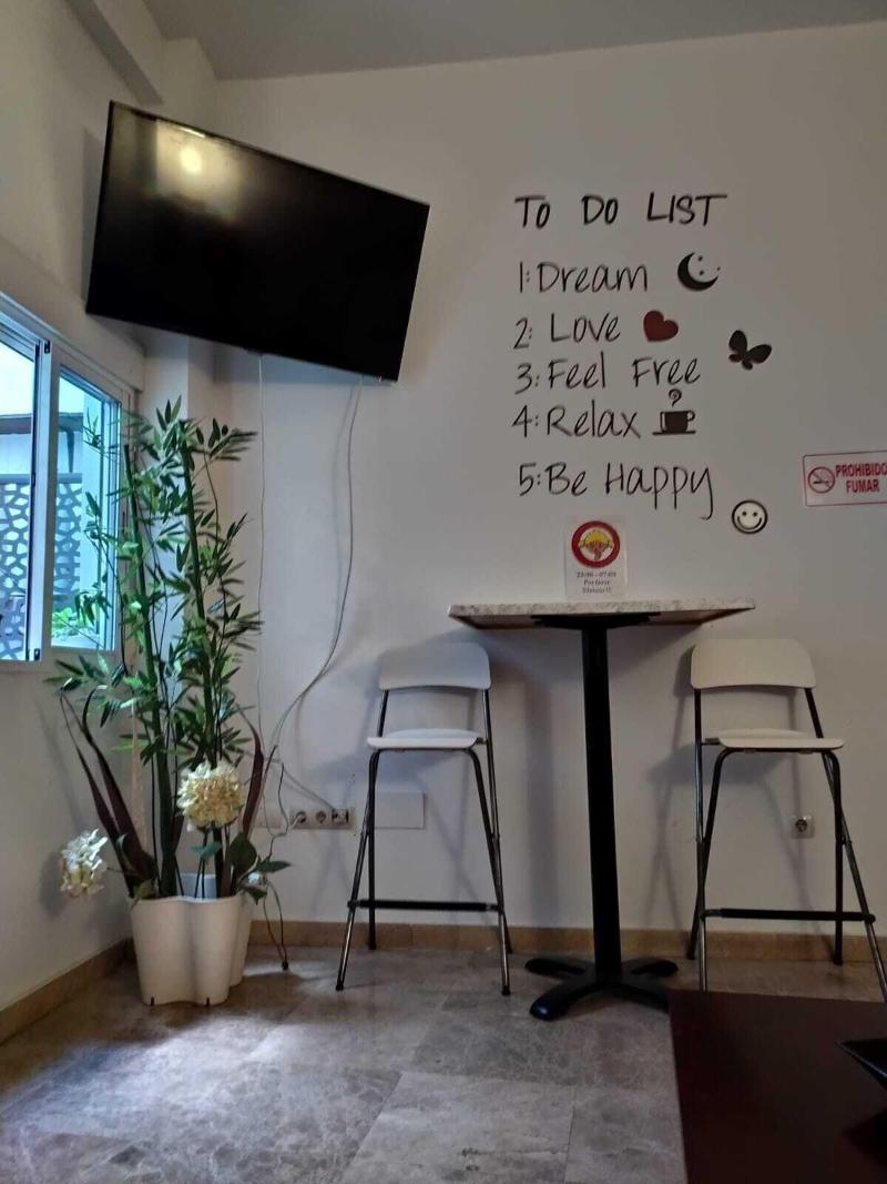 Málaga Centro Hostel - Adults Only image