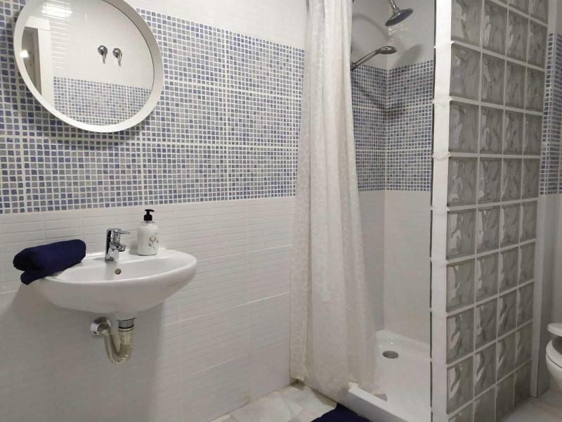 Málaga Centro Hostel - Adults Only image