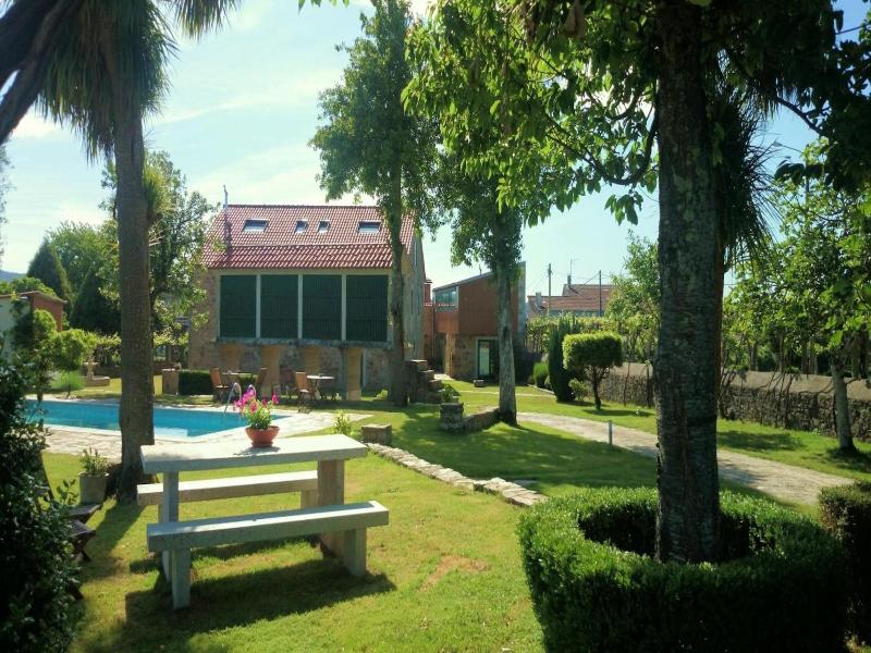 Torres De Moreda image