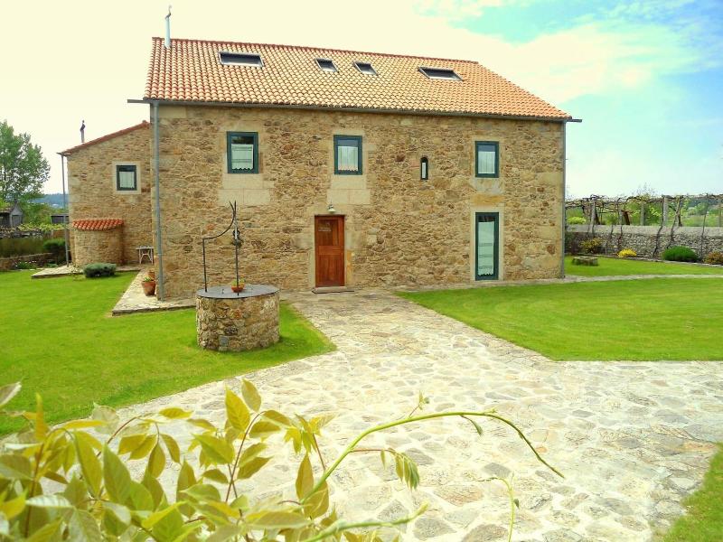 Torres De Moreda image