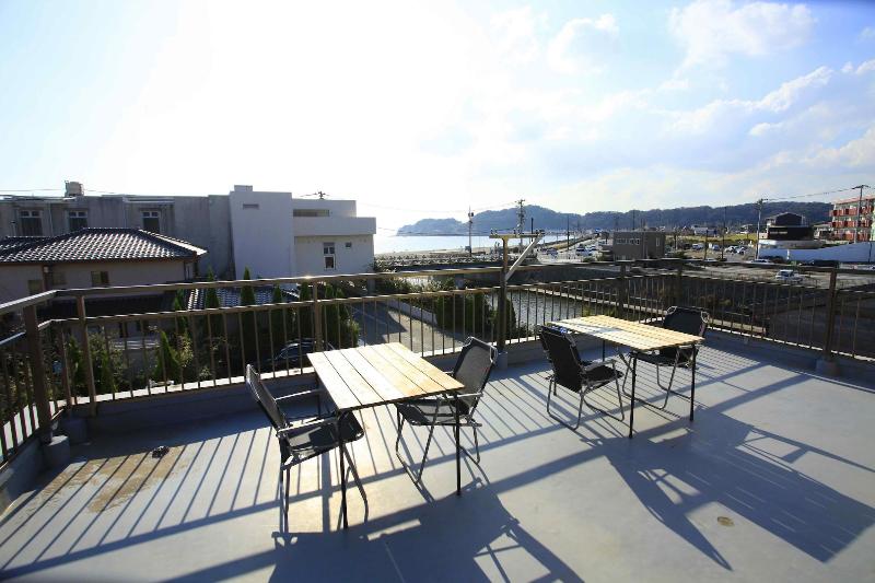 Kamakura Seaview Guesthouse Sun & Breeze image
