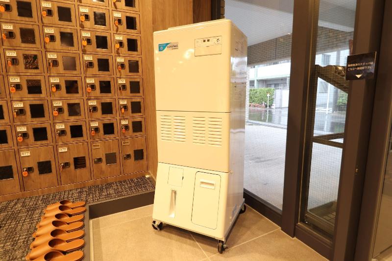 Leo Yu Capsule Hotel Nishi Funabashi image