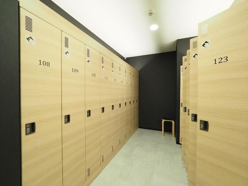 Leo Yu Capsule Hotel Nishi Funabashi image