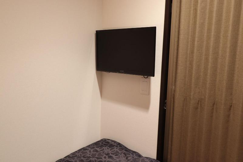 Leo Yu Capsule Hotel Nishi Funabashi image