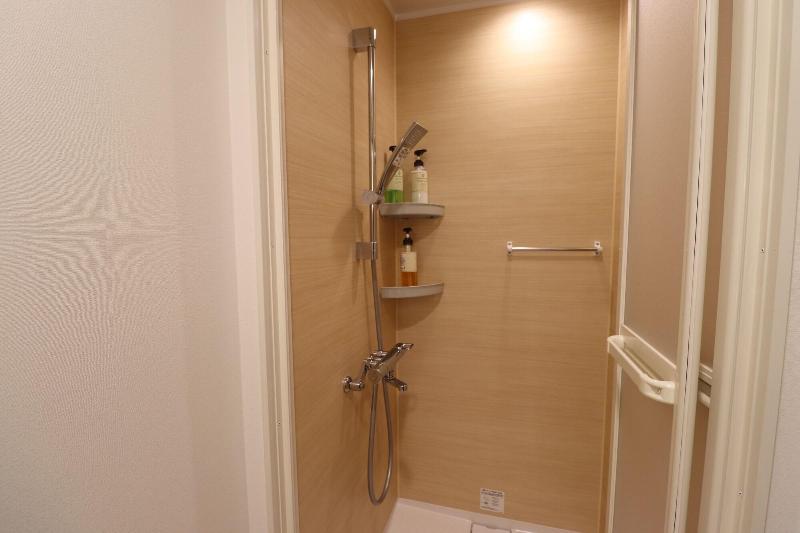 Leo Yu Capsule Hotel Nishi Funabashi image