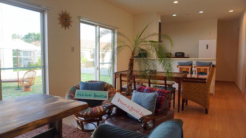 guest house Holoholo beach side - Hostel image
