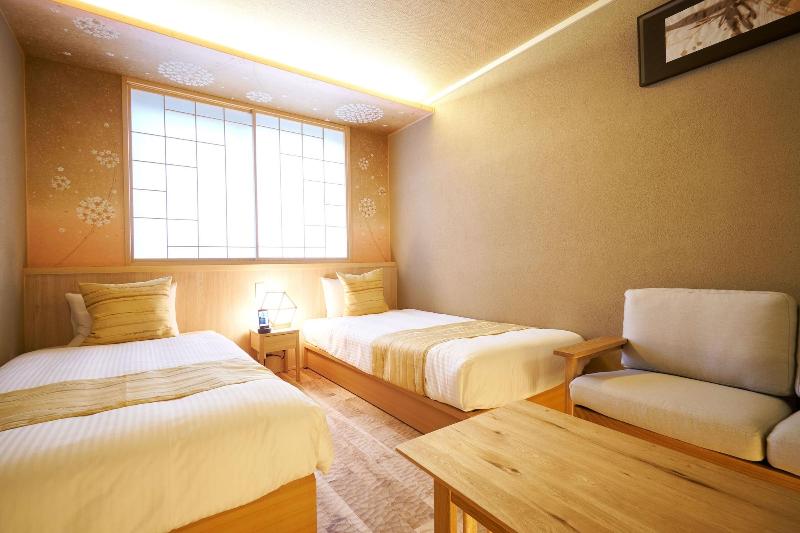 Grand Base Kanazawaeki image