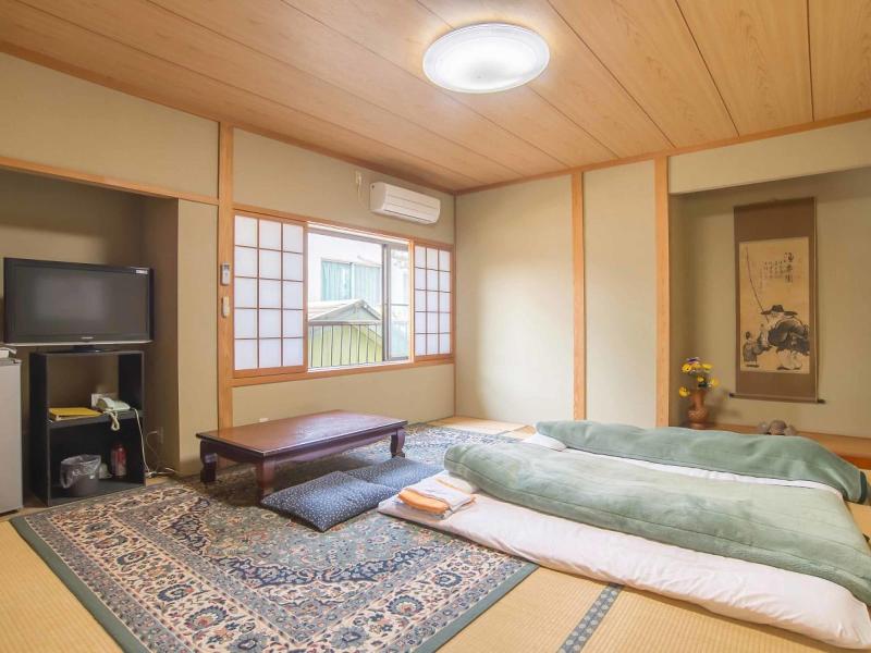 Ryokan Kenrokuen image 7