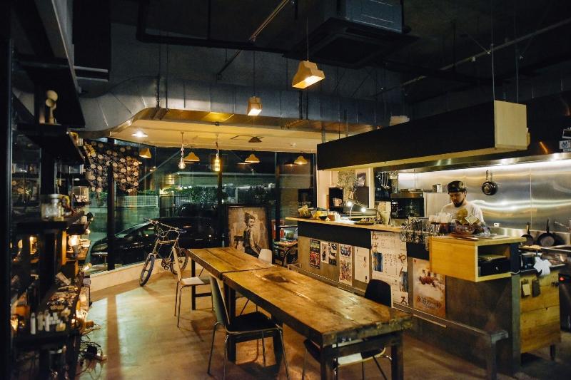 Aien Coffee And Hostel image
