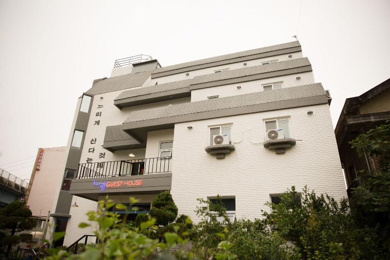 Suncheon Guesthouse Nreem image