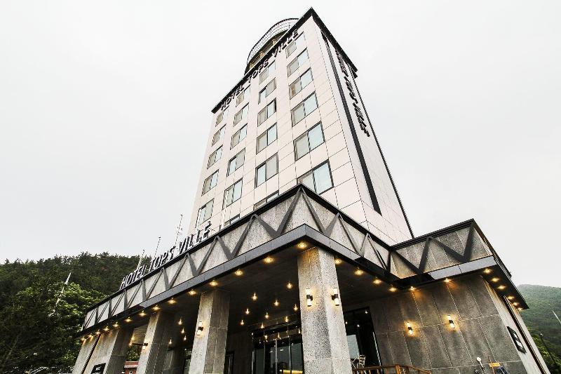 Hotel Tops Ville image