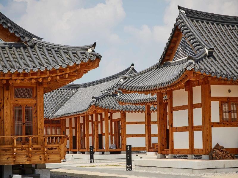 Hanok Hotel Namwonyechon By Kensington image