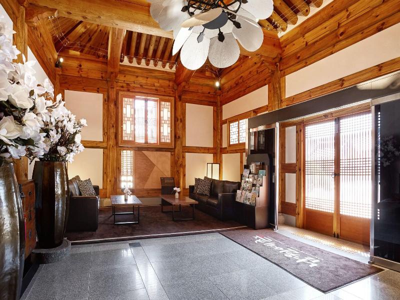 Hanok Hotel Namwonyechon By Kensington image