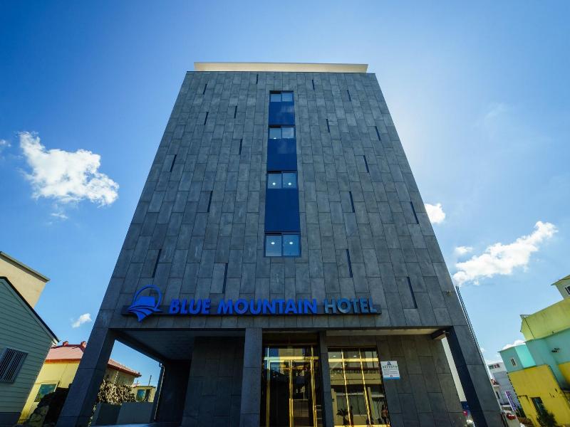 Blue Mountain Hotel