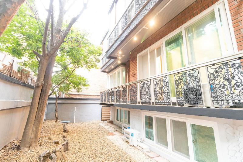 Dawoo House image