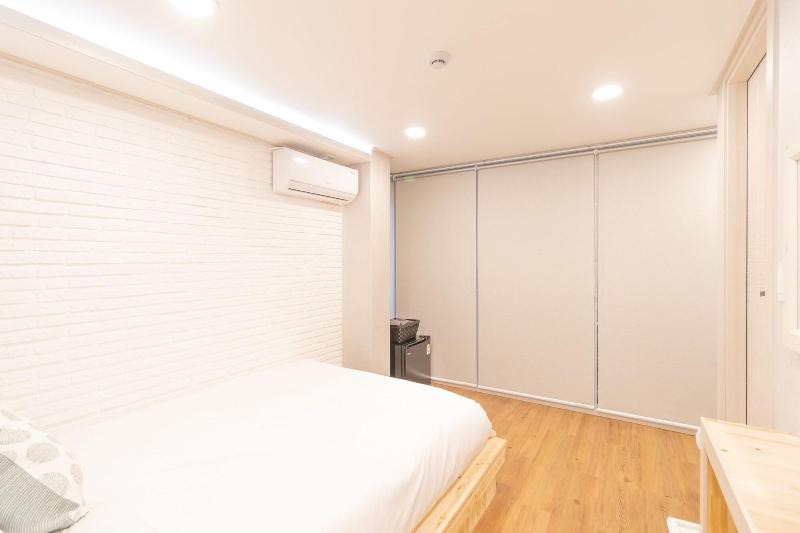 Dawoo House image