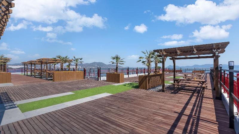 Gold Beach Resort image