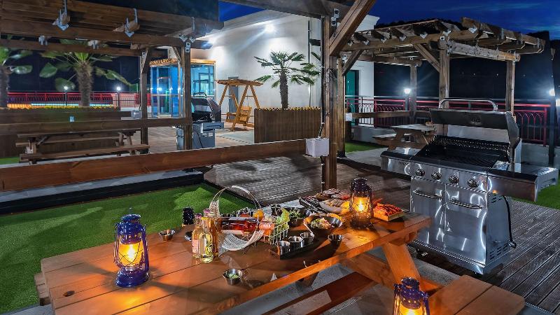 Gold Beach Resort image
