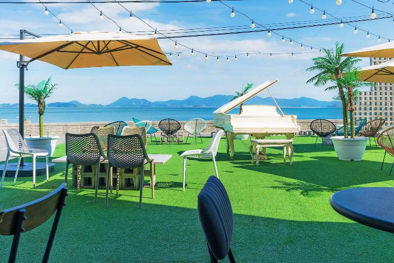 Gold Beach Resort image