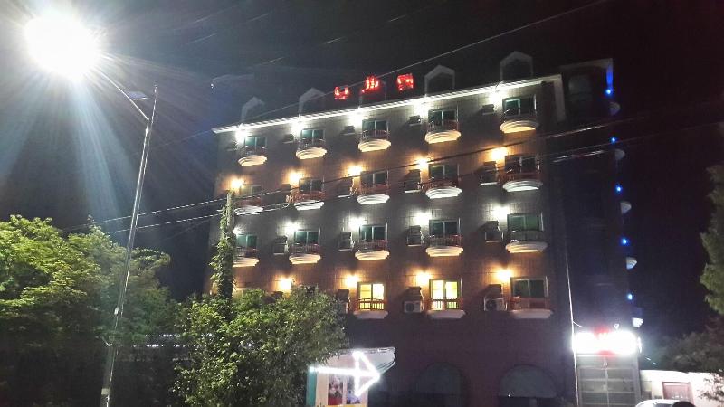 Saipan Motel With Sea View image