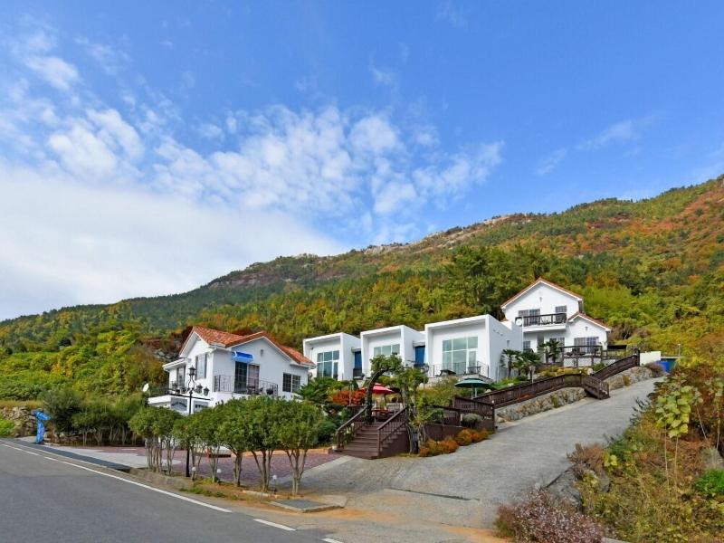 Namhae Bluemare Pension image