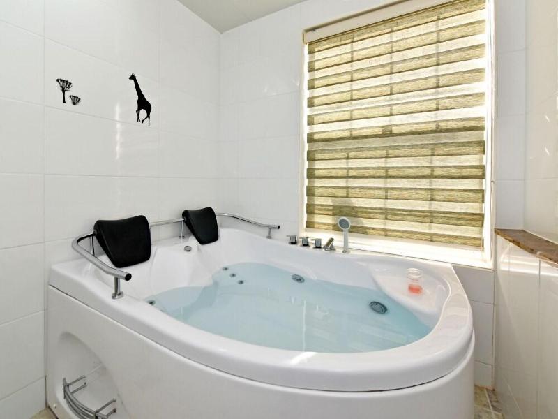 Namhae Bluemare Pension image