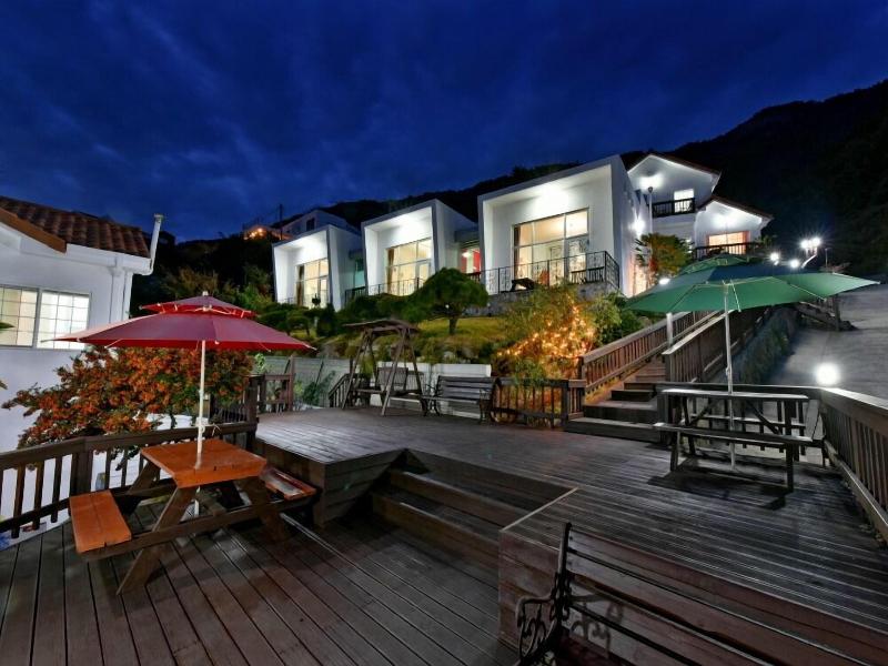 Namhae Bluemare Pension image
