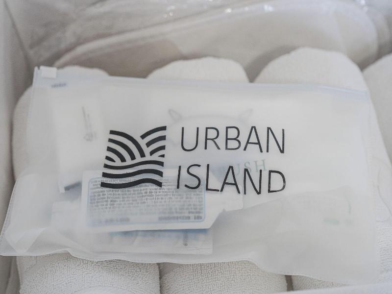 Hotel Urban Island image