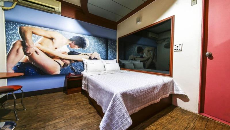 Swiss Motel image