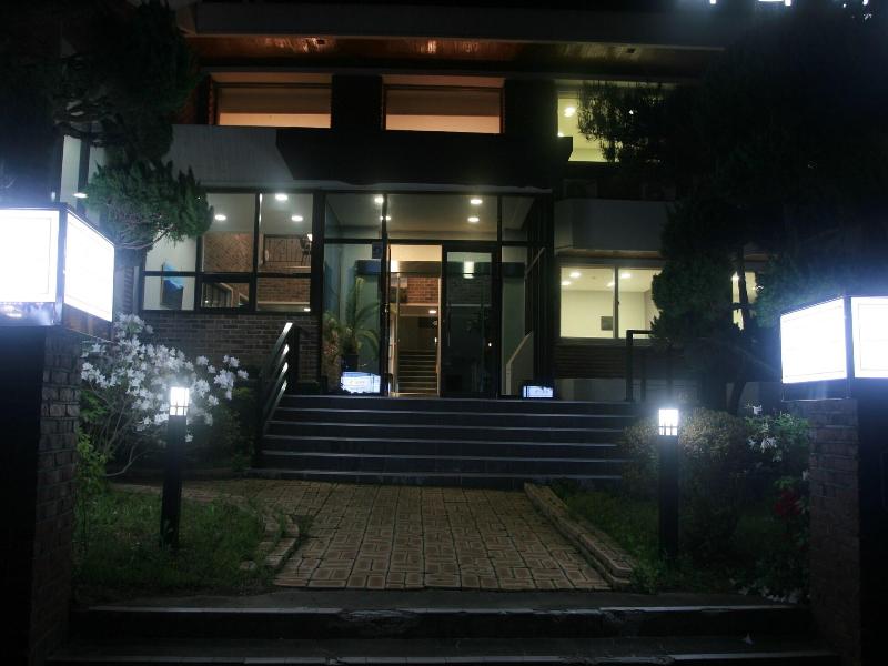 Hotel Jirisan Sunlight image