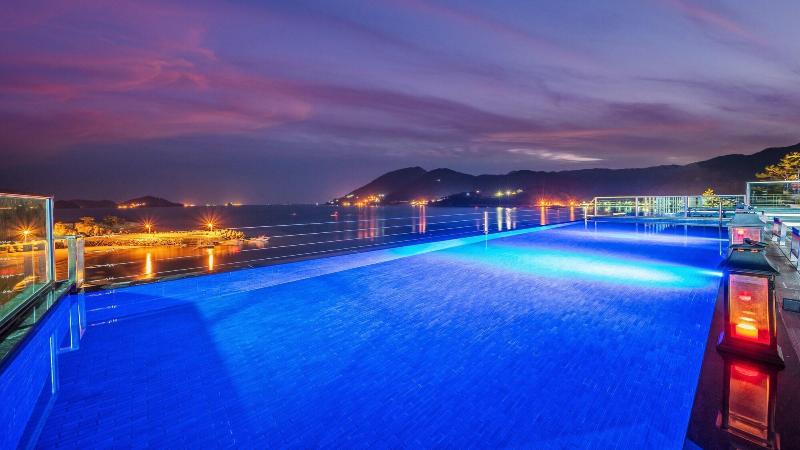 Namhae Lounge 32 Resort A image