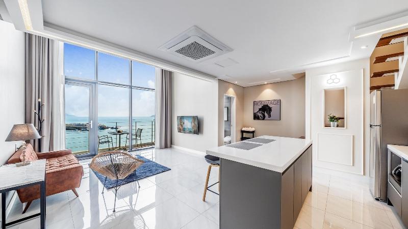 Namhae Lounge 32 Resort A image