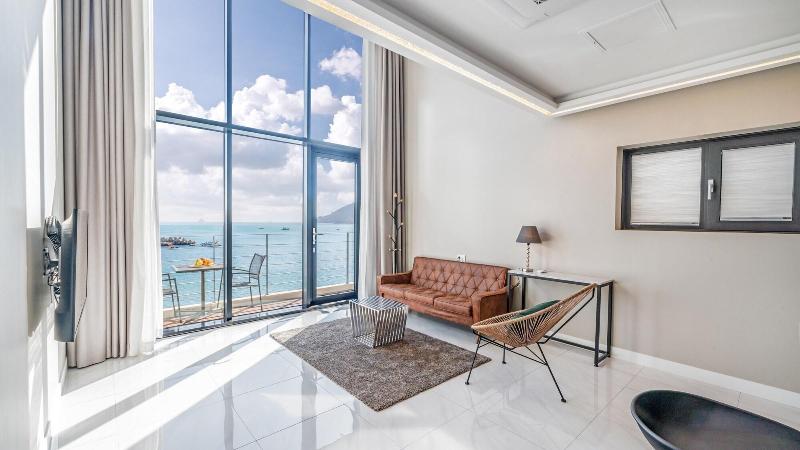 Namhae Lounge 32 Resort A image