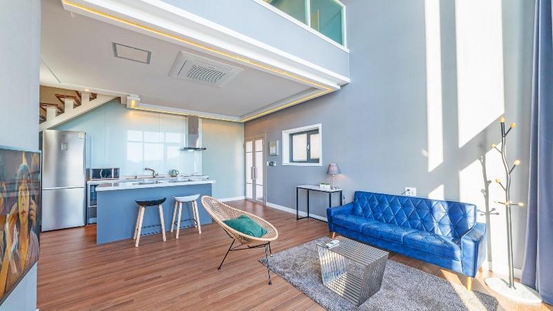 Namhae Lounge 32 Resort C image