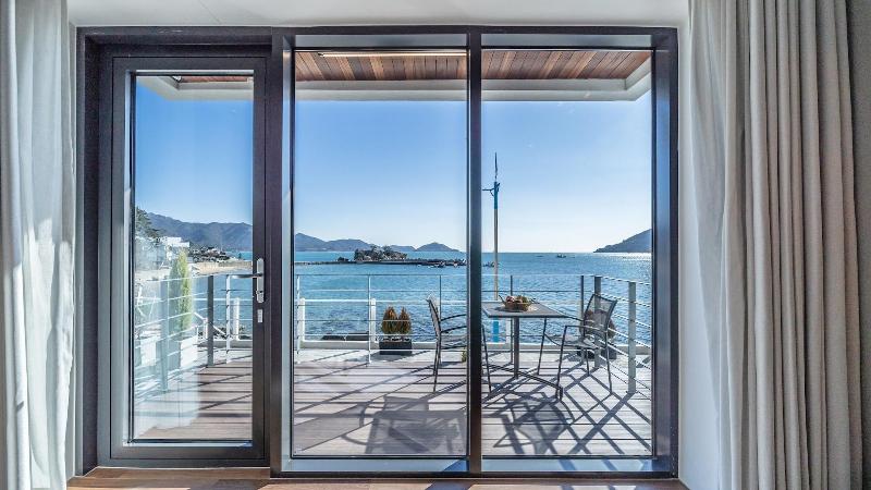 Namhae Lounge 32 Resort C image